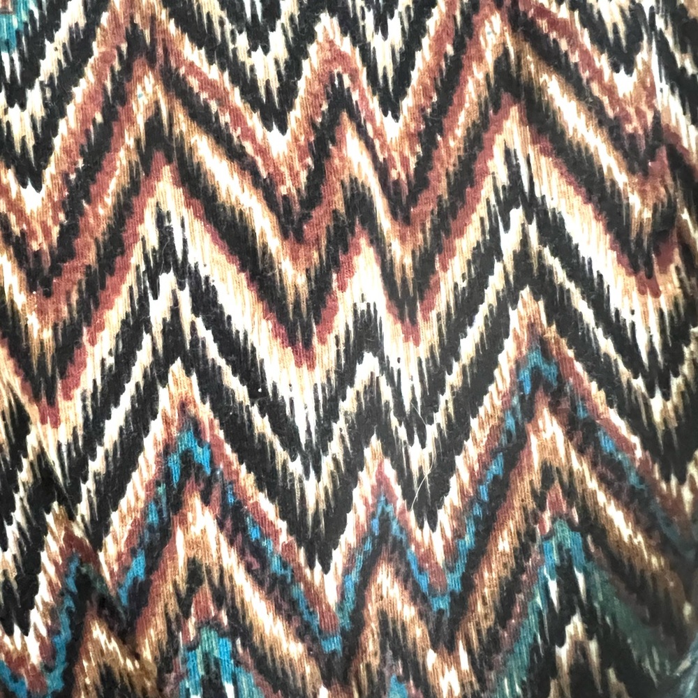 Handmade Infinity Scarf - Chevron Pattern - Picture 2 of 3